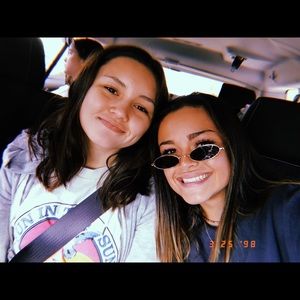 Meet your Posher, Alyssa